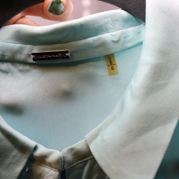 Elie Tahari Aqua Blue Silk Blend Button Front Blouse Size L - Picture 3 of 4